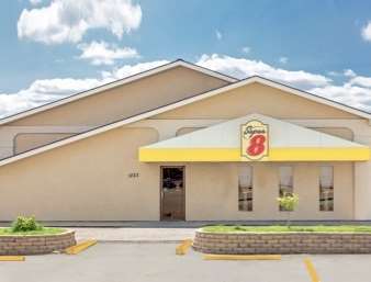 Super 8 By Wyndham Norfolk Motel Buitenkant foto
